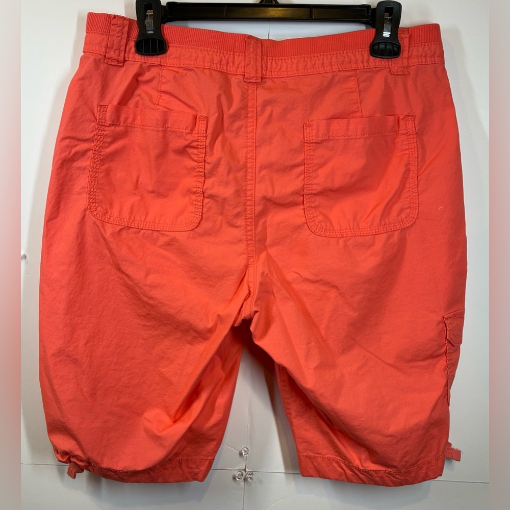 St. John's Bay Women's Mid Rise Bermuda Cargo Shorts with Tie Hems Size 8 - Picture 5 of 7
